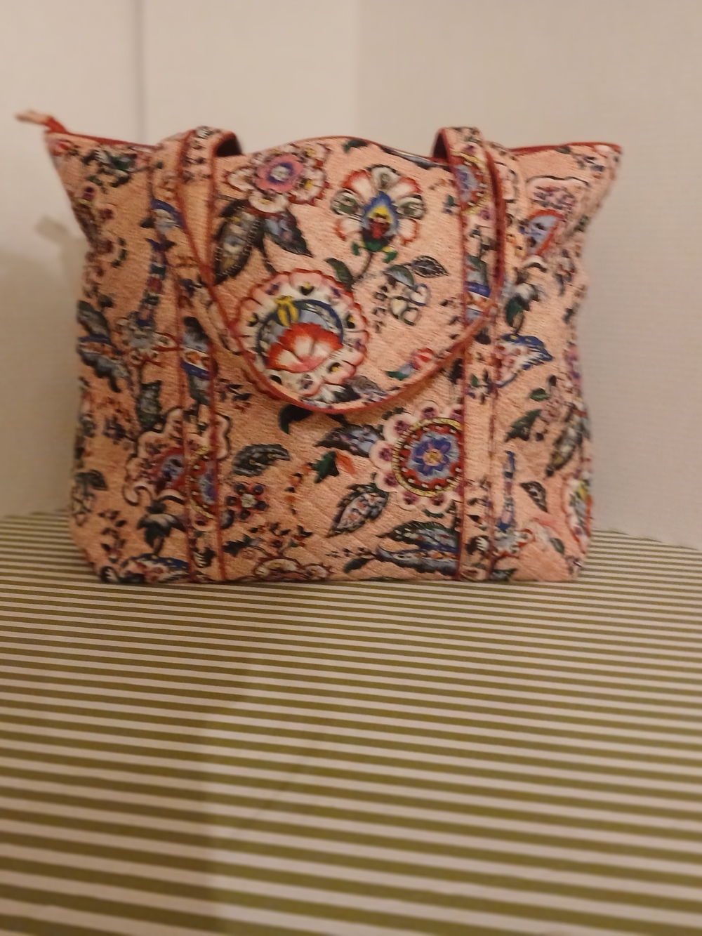 Floral Quilted Tote Bag in Peach Pink - Picture 6 of 15